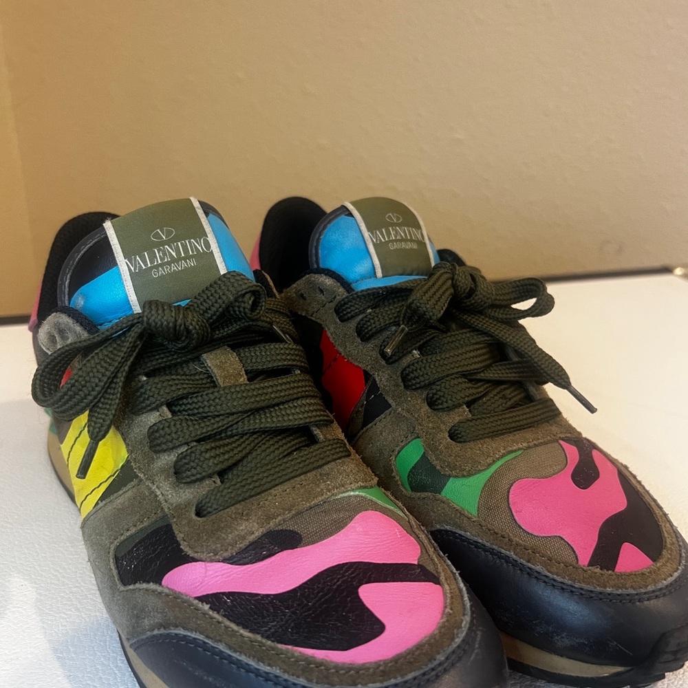 Valentino Rock Runner Sneakers (Camo Multicolor) - Picture 3 of 5